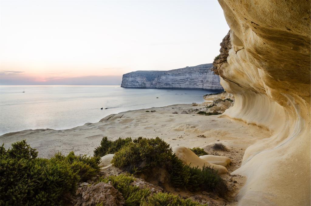 Blue Holiday Gozo Marsalforn Exterior photo